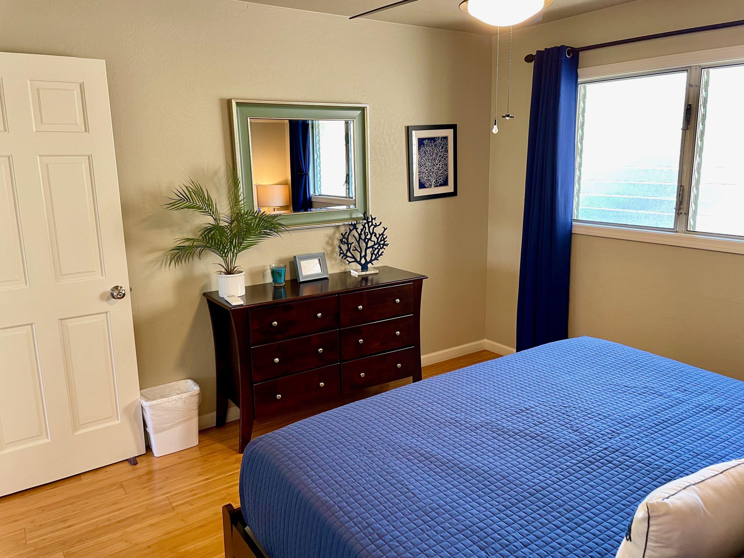 Condo in Kailua-Kona · ★4.96 · 2 bedrooms · 4 beds · 2 private baths - Image 9