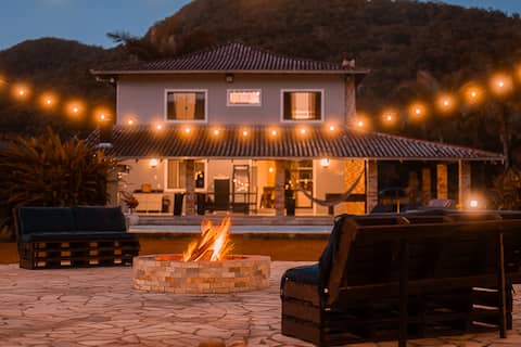 Recanto Vultuoso: heated pool, hydro, courts