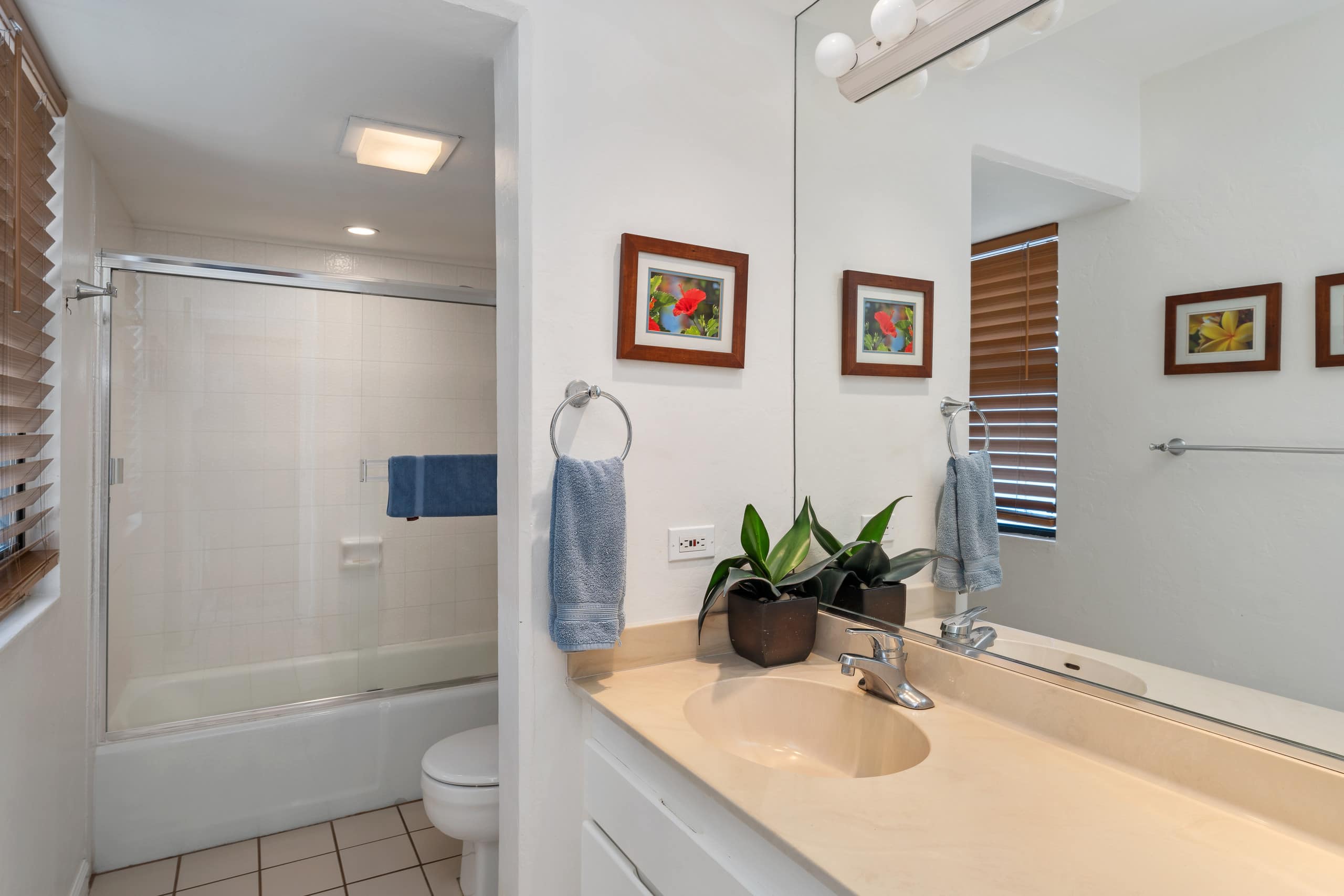 Condo in Lahaina · ★4.8 · 2 bedrooms · 4 beds · 2 baths - Image 20