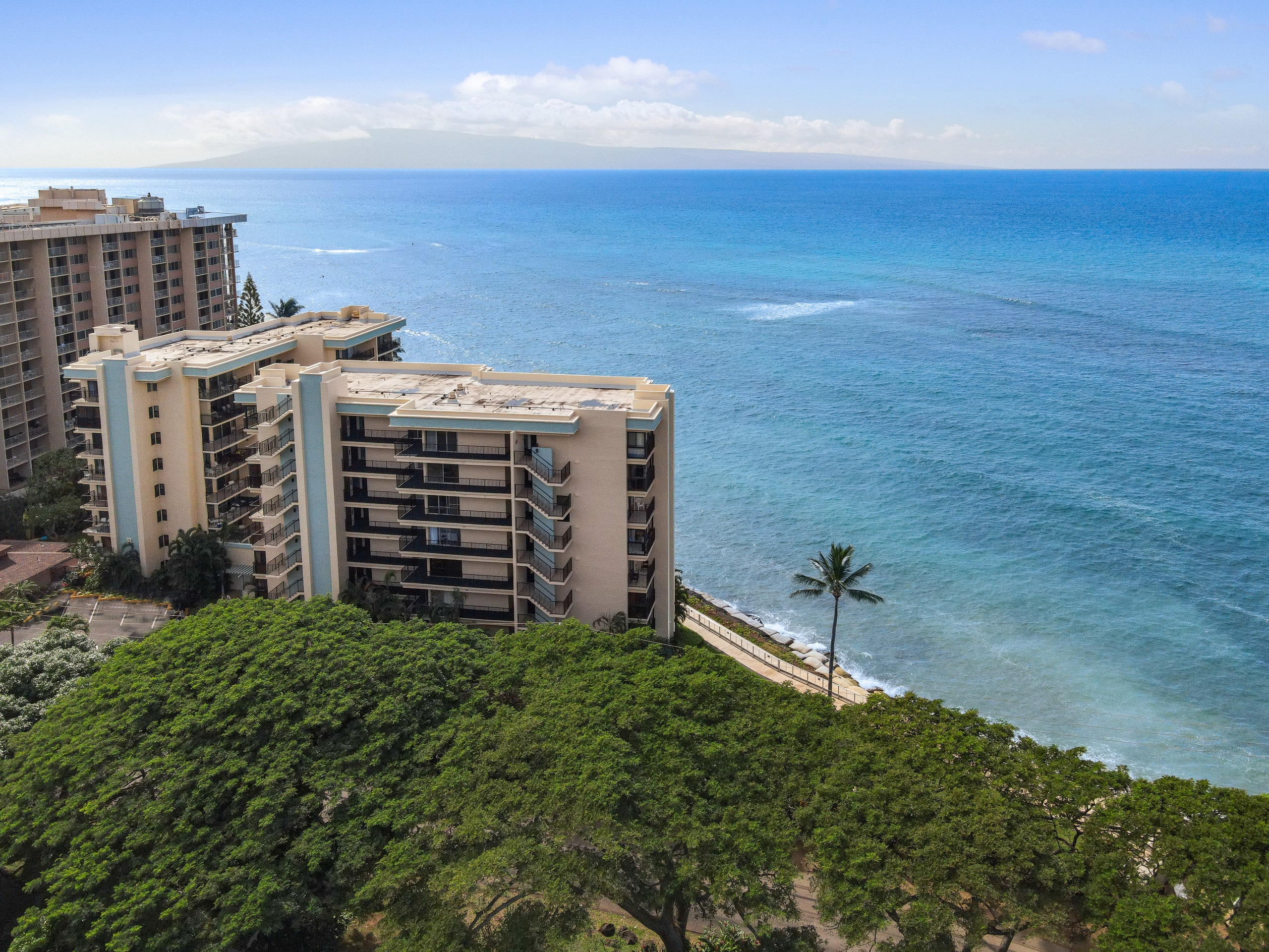 Condo in Lahaina · ★4.8 · 2 bedrooms · 4 beds · 2 baths - Image 48