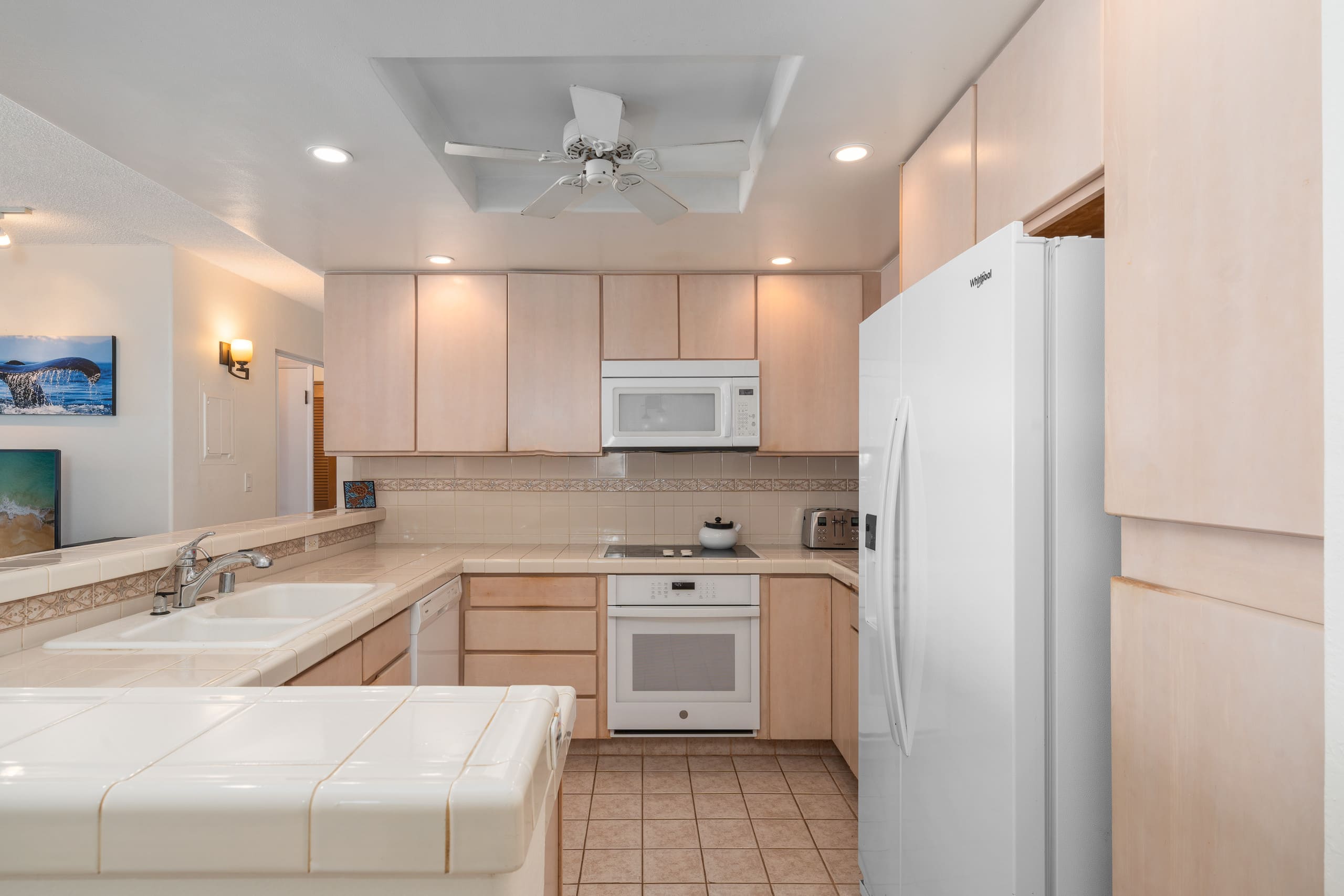 Condo in Lahaina · ★4.8 · 2 bedrooms · 4 beds · 2 baths - Image 6