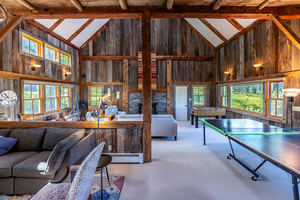 Top performing Airbnb: Quechee Ski-Haus: Hot Tub, Sauna & Mountain Views in Quechee