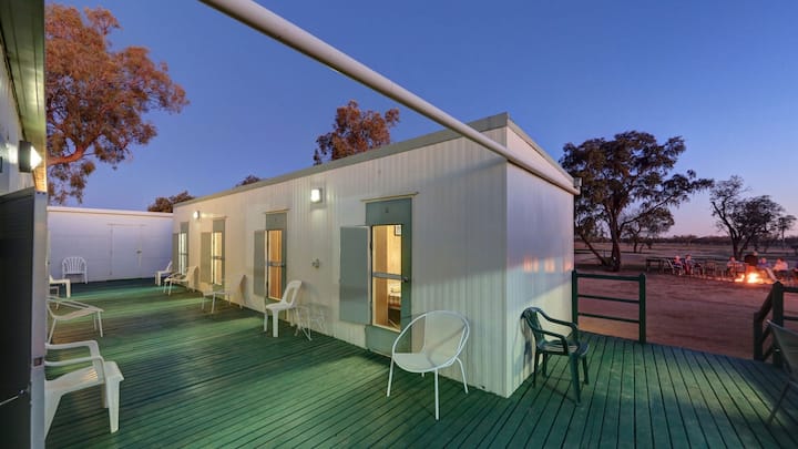 Charlotte Plains - Shearers Quarters (Twin Single) - Cunnamulla