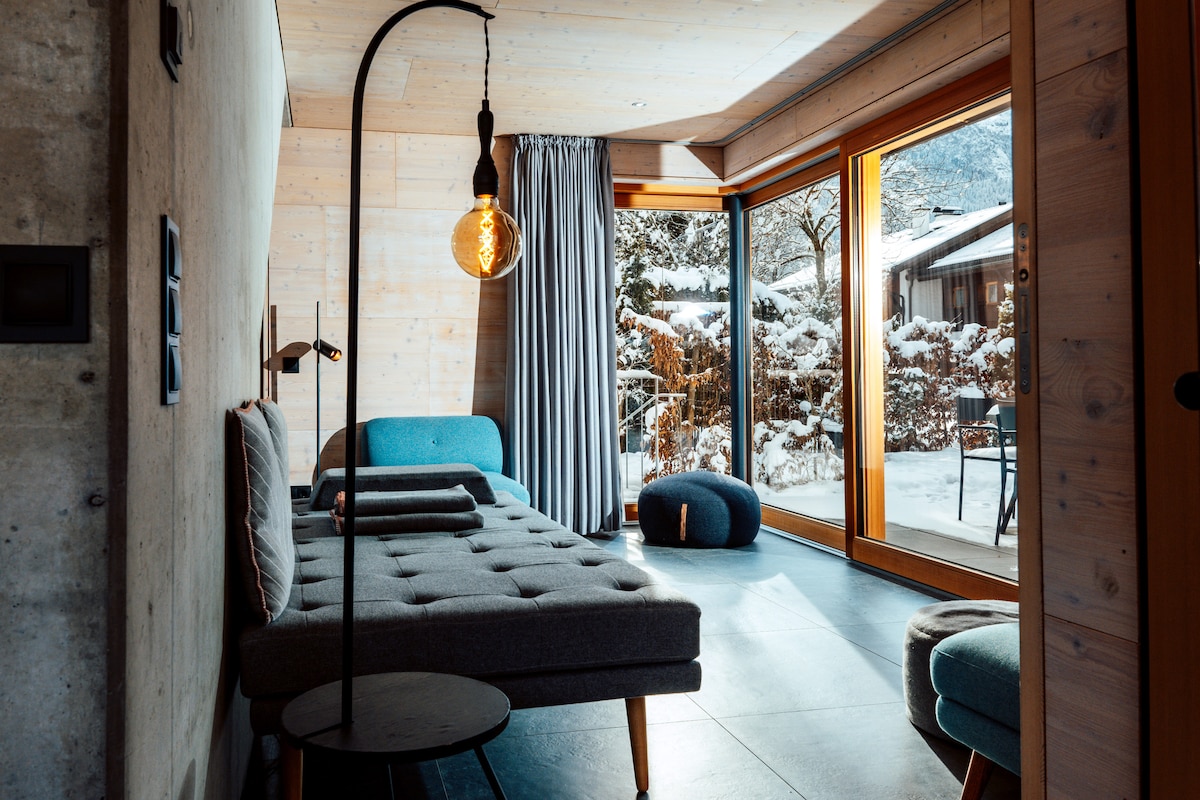 Top performing Airbnb: Migat Design - Haus 1 in Garmisch Partenkirchen
