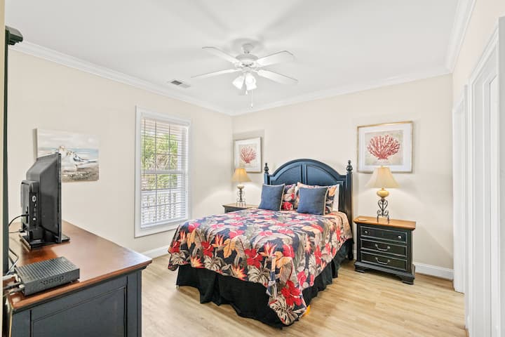 Gostinjska spavaća soba na 2. katu – bračni krevet