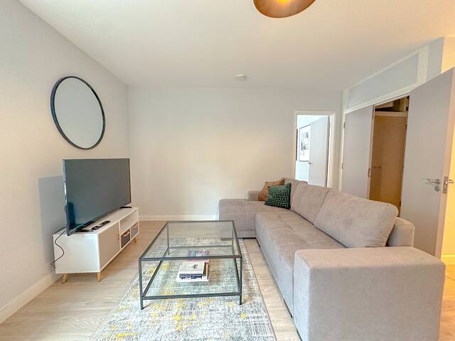 Minimalist 3 bedrm,2 bath, Modern Marylebone gallery image 4