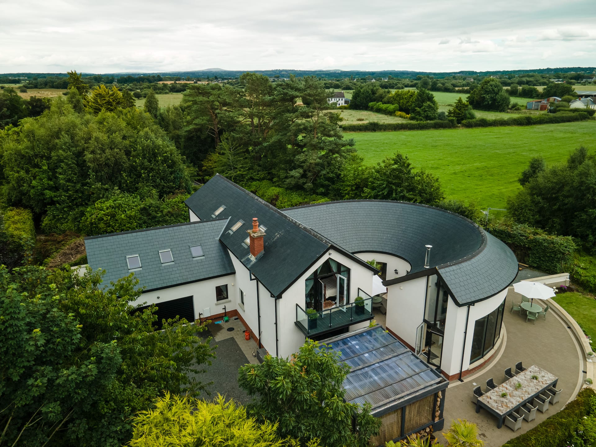 Selshan Lodge and its gardens