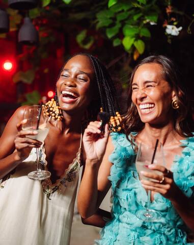 Covent Garden Exquisite LuxXo Penthouse +Starlink! gallery image 2