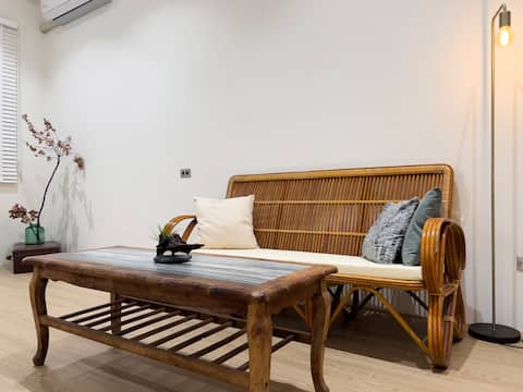 Apartment boyü | 2A Family Room