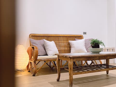 Apartment boyü | 2A Family Room