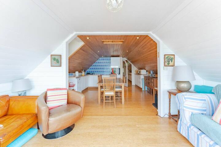 חלל מגורים פתוח