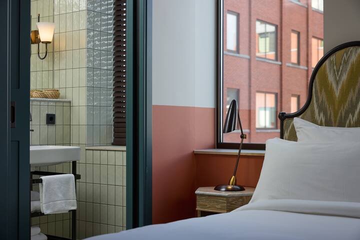 2-Bedroom Apartment | The July – Boat & Co gallery image 3