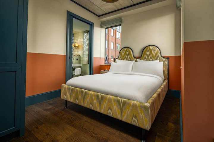 2-Bedroom Apartment | The July – Boat & Co