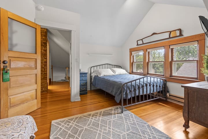 غرفة النوم 2