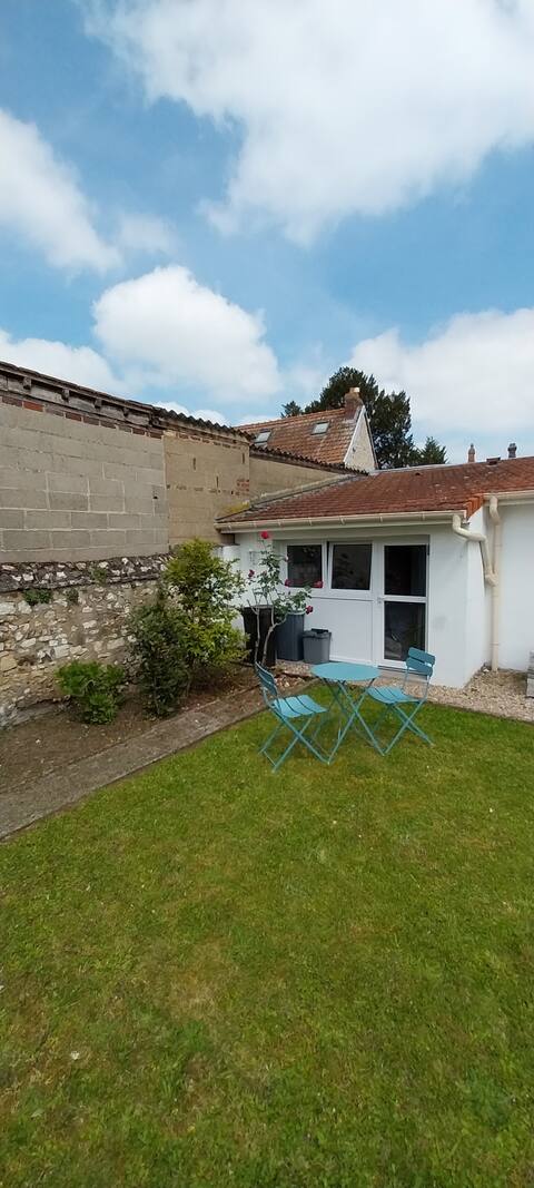 Studio HAPPY'Home all comforts nearby Rouen