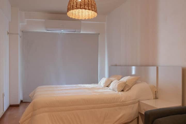 Ambienti i dhomës së gjumit