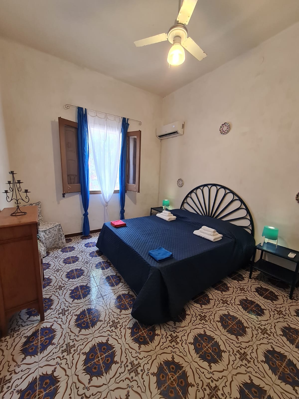 غرفة النوم 1