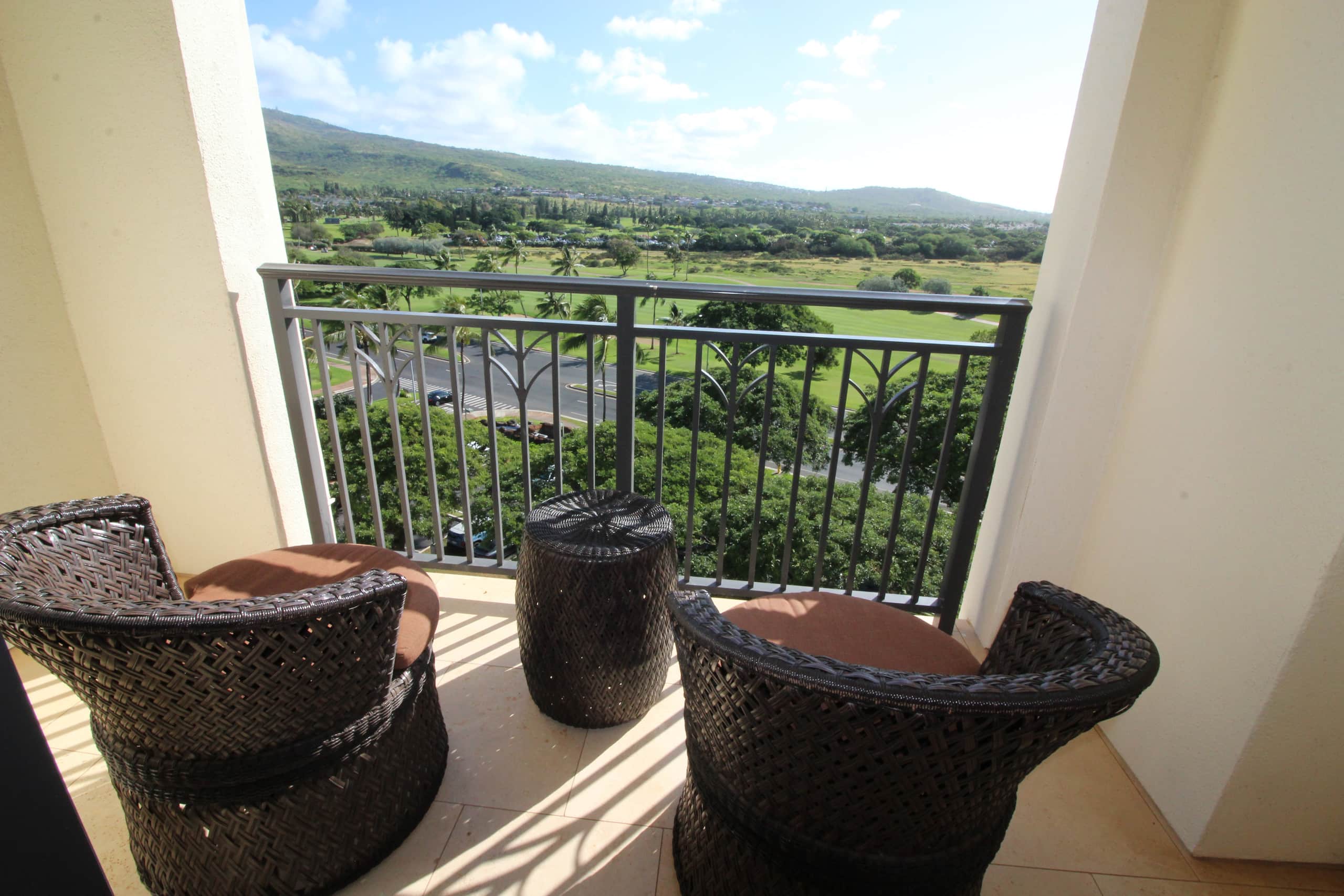 Condo in Kapolei · ★4.94 · 3 bedrooms · 4 beds · 2.5 private baths - Image 24