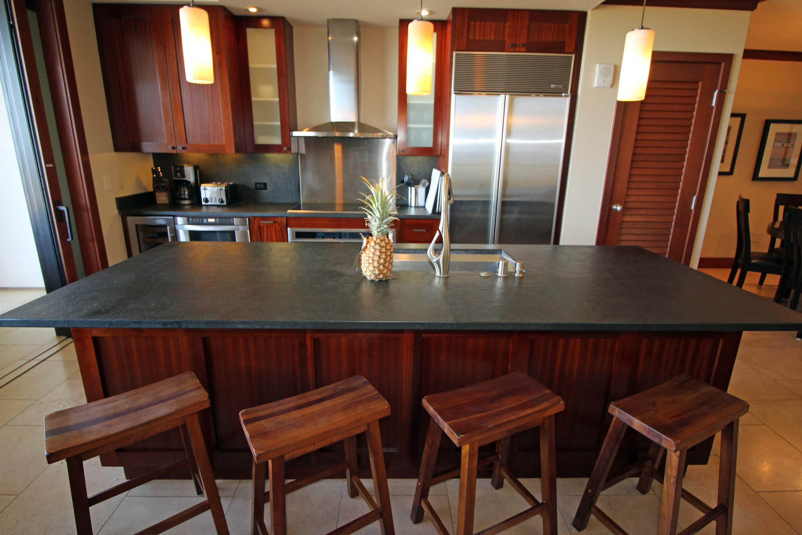 Condo in Kapolei · ★4.94 · 3 bedrooms · 4 beds · 2.5 private baths - Image 6