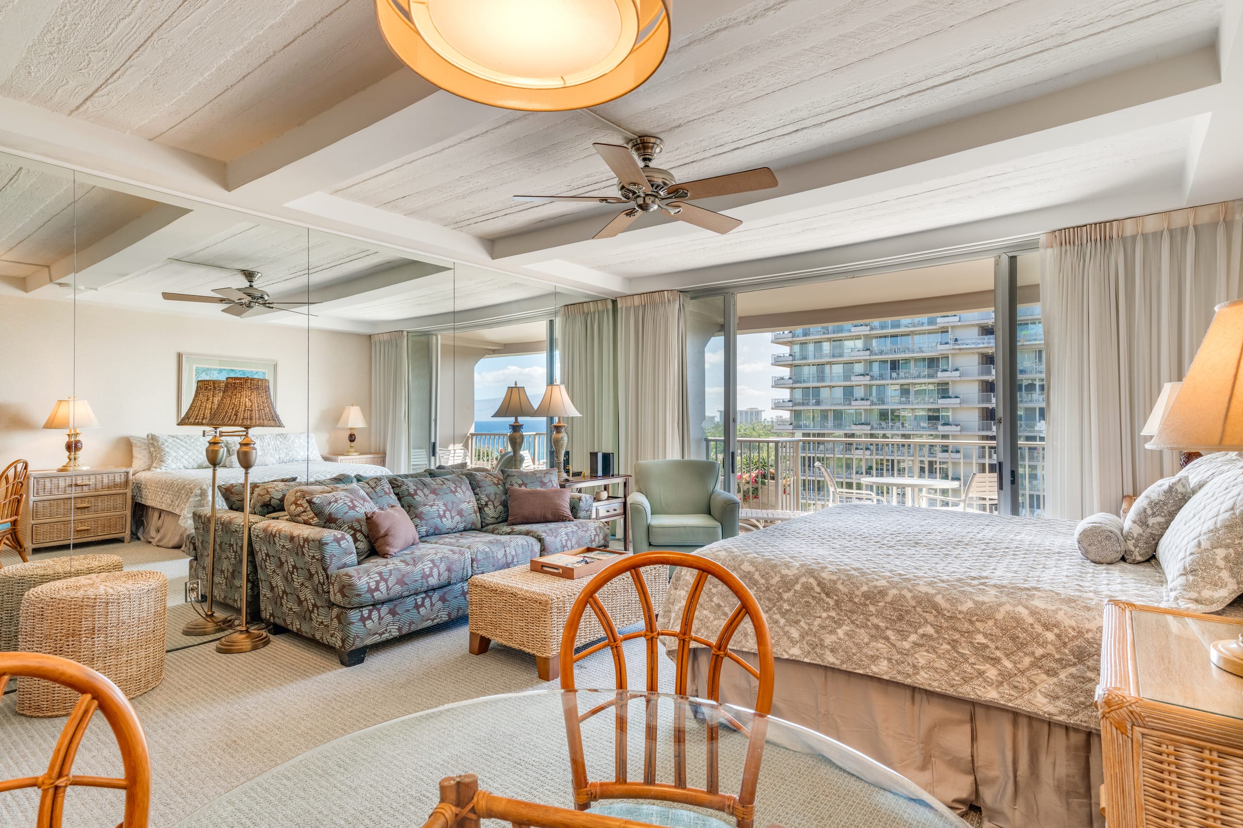 Condo in Lahaina · ★4.75 · Studio · 1 bath - Image 5