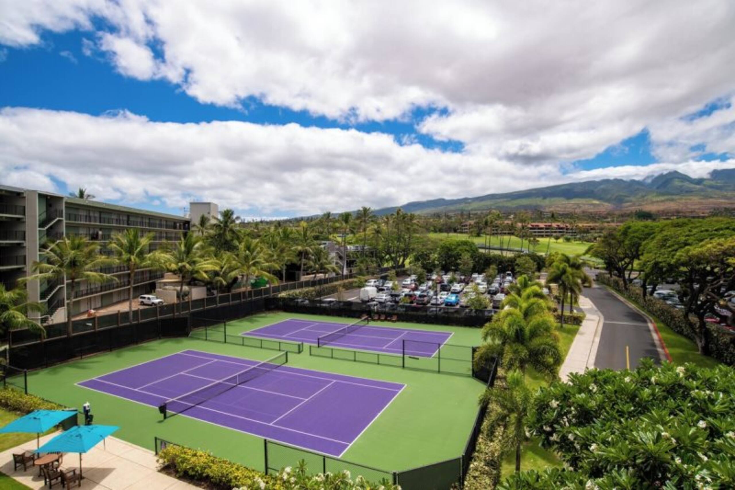 Condo in Lahaina · ★4.75 · Studio · 1 bath - Image 18