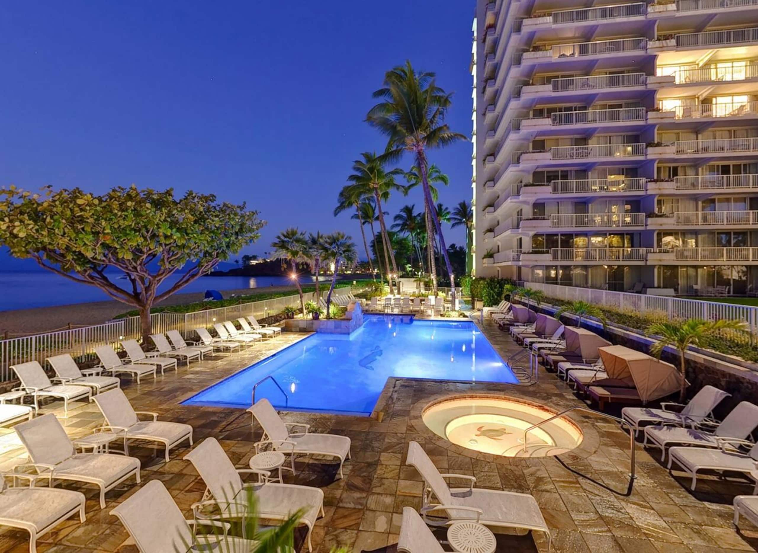 Condo in Lahaina · ★4.75 · 2 bedrooms · 4 beds · 2 baths - Image 13