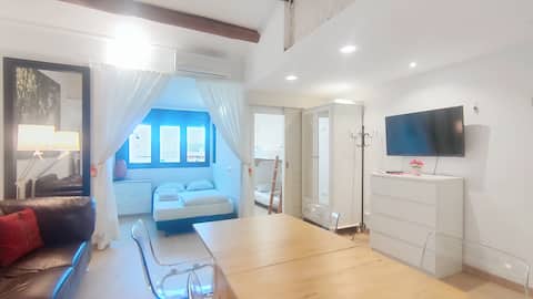Anuncio de Airbnb popular: Floriane apt/6pax/15'train Pl Cataluña/5mn beach en Sant Adrià De Besòs