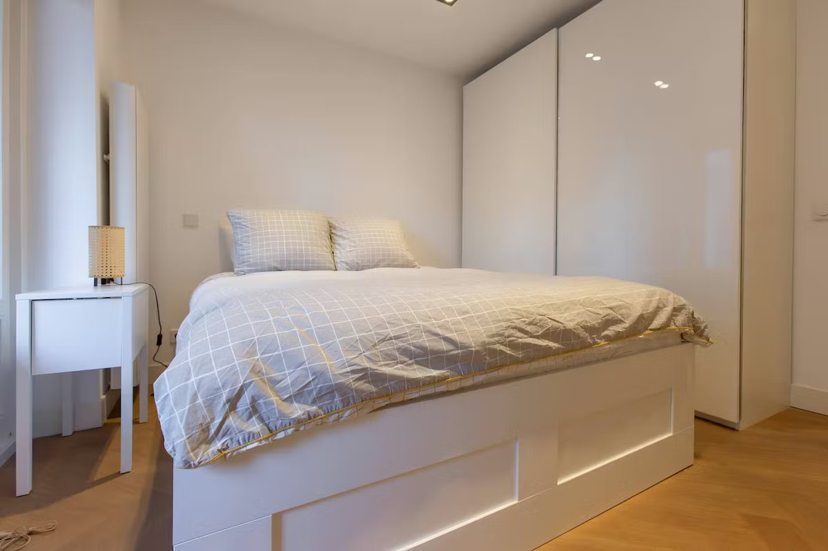 غرفة النوم 1