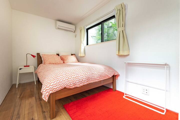 SHINJUKU ★Designer Pencil House★ Airport Transfer gallery image 3