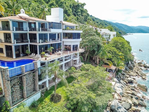 All Inclusive Oceanfront Villa Chef, Pool, Hot Tub