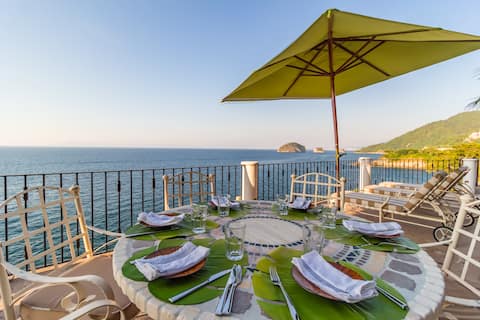 Ocean Front All-Inclusive*Pool*HotTub*Chef*Gym