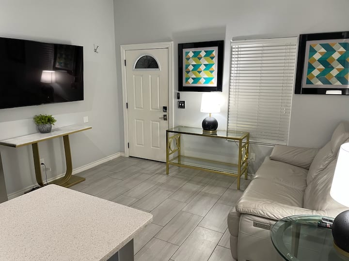 Convenience, Comfort & Location Matters @ Apt. #1 - Pharr, TX