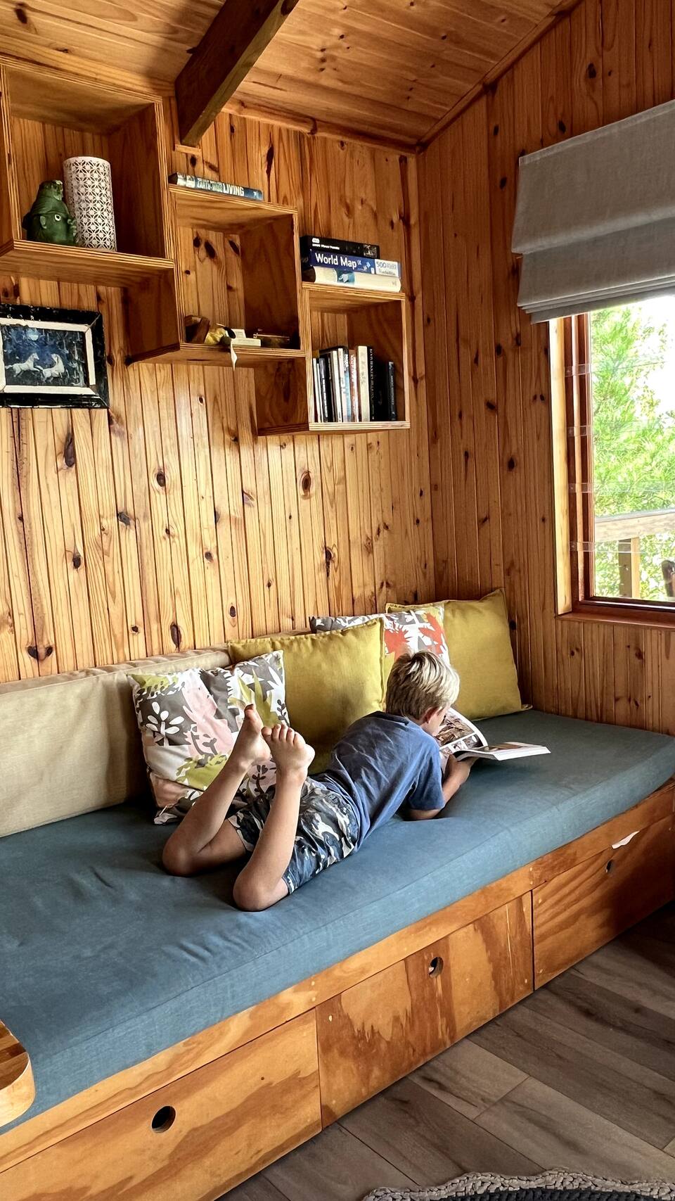 An off-grid treehouse in the Hermitage Valley, Swellendam, Western Cape, South Africa, photo 10 of 10