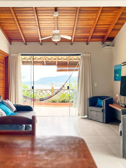 Top performing Airbnb: House in Ilhabela-SP, 2 bedrooms, air, beautiful view (Tucano) in Ilhabela