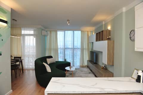 Popular Airbnb listing: City center Luxury Apartment in Lagjja 4