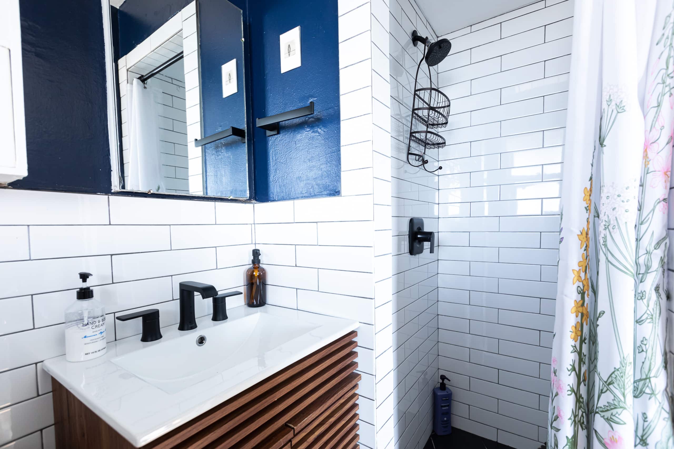 Home in San Francisco · ★4.94 · 3 bedrooms · 3 beds · 2 baths - Image 29