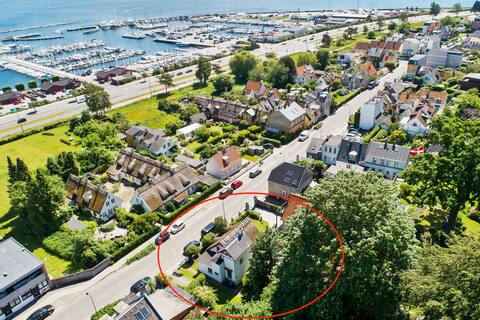 5 bedroom house by the sea close to Copenhagen C