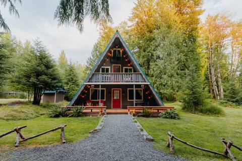Ranger's A-Frame w/ Hot Tub on 10 Acres