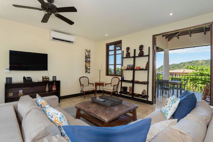 Near Beach & Beach Club Access -38 Ave. la Antigua