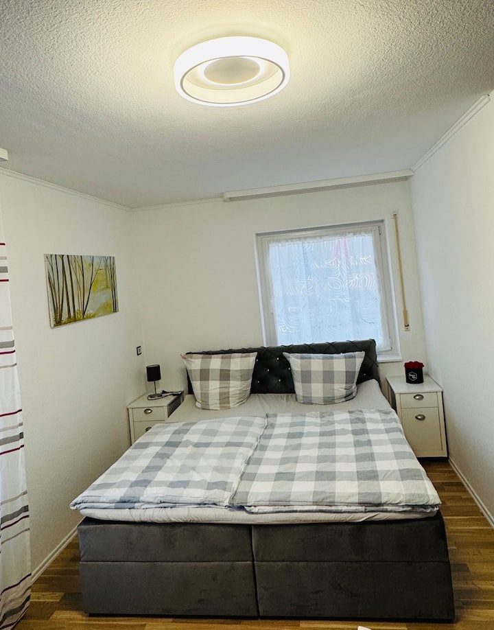 غرفة النوم 2