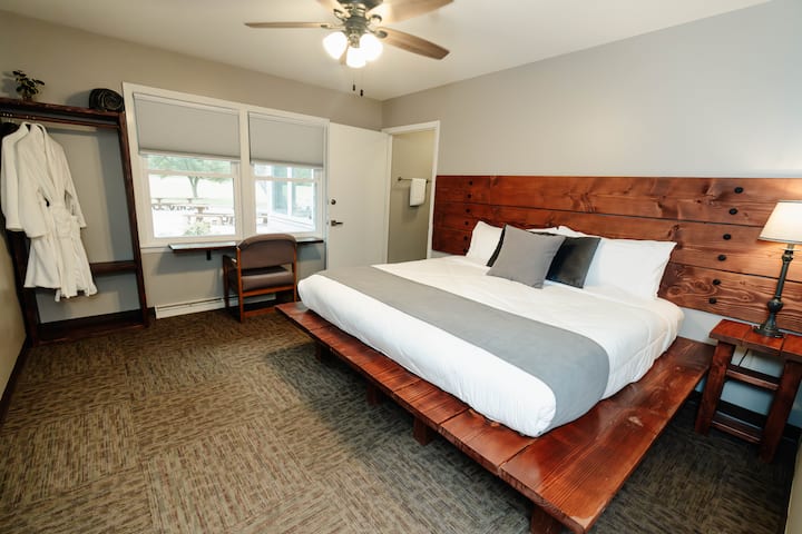 Bedroom 9