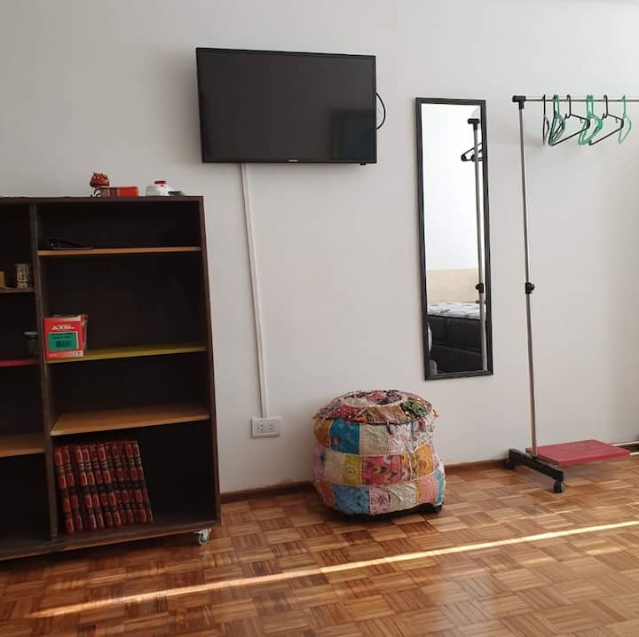 Estudio amoblado en San Nicolás a metros del Obelisco