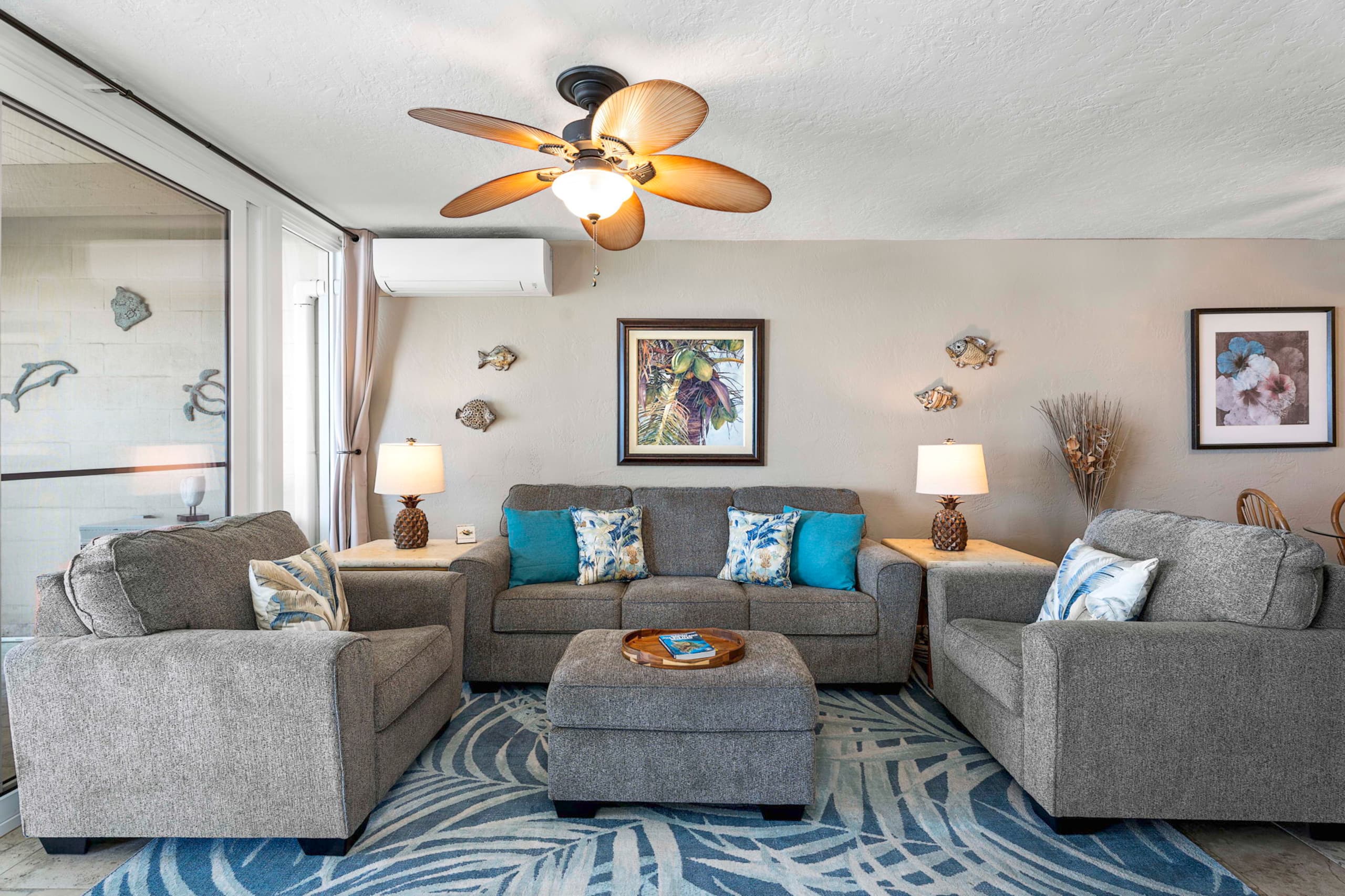 Condo in Kailua-Kona · ★4.98 · 2 bedrooms · 2 beds · 2 private baths - Image 5