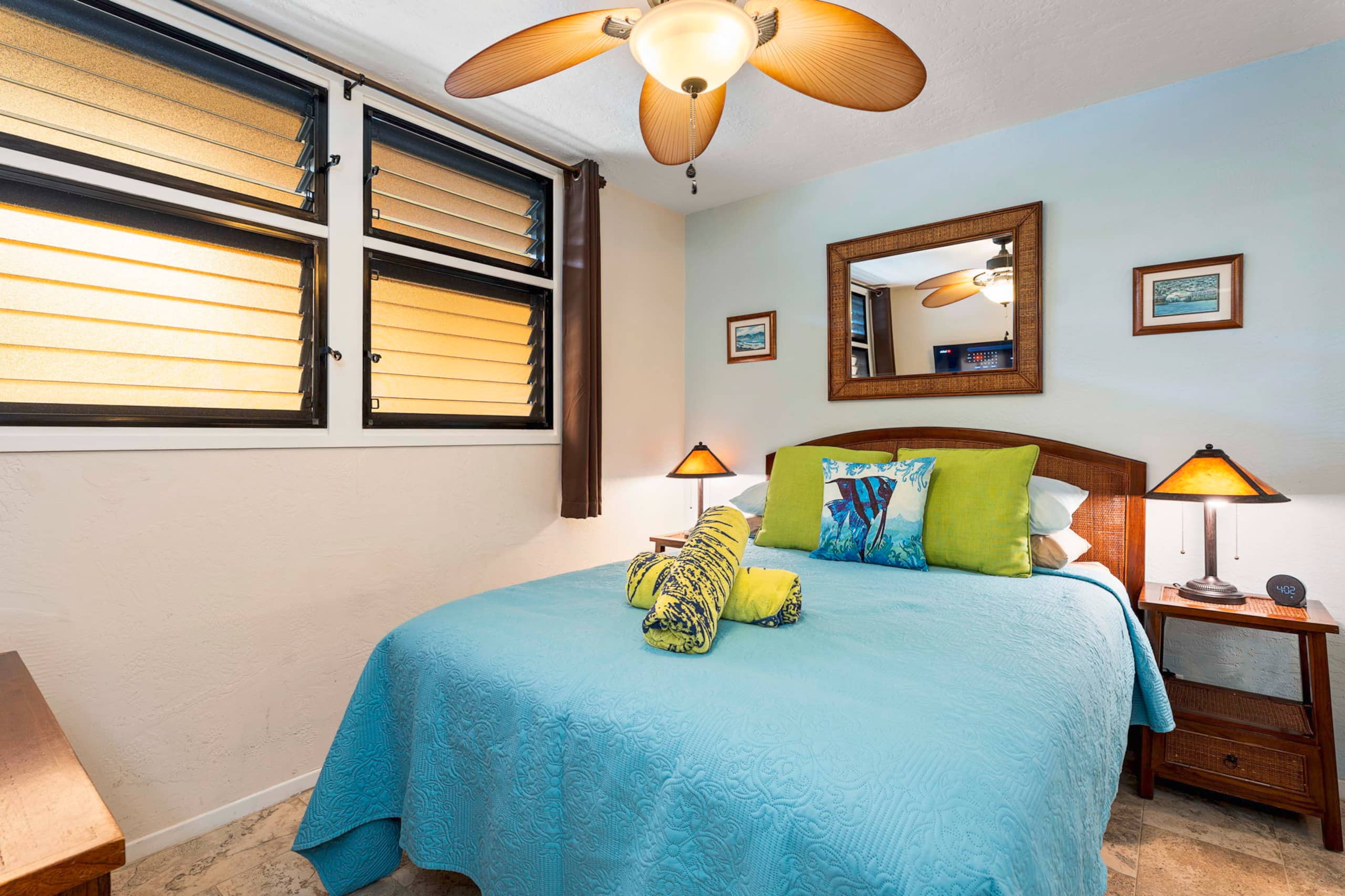 Condo in Kailua-Kona · ★4.98 · 2 bedrooms · 2 beds · 2 private baths - Image 22