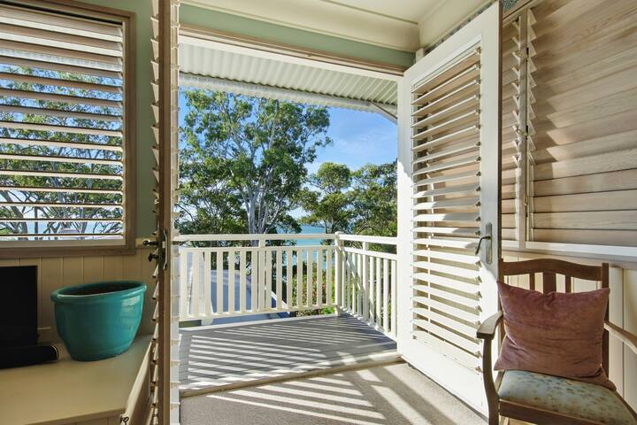 Iconic Noosa Heads Beach house in Little Cove gallery image 2