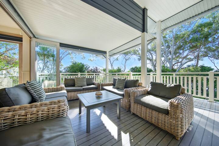 Iconic Noosa Heads Beach house in Little Cove gallery image 4