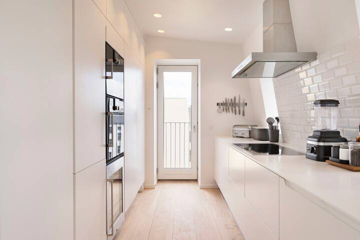 Dinesen Collection Signature Penthouse gallery image 4