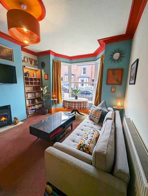 Top Airbnb: Sheffield & The Peaks - Lovely Family Home in Bradfield