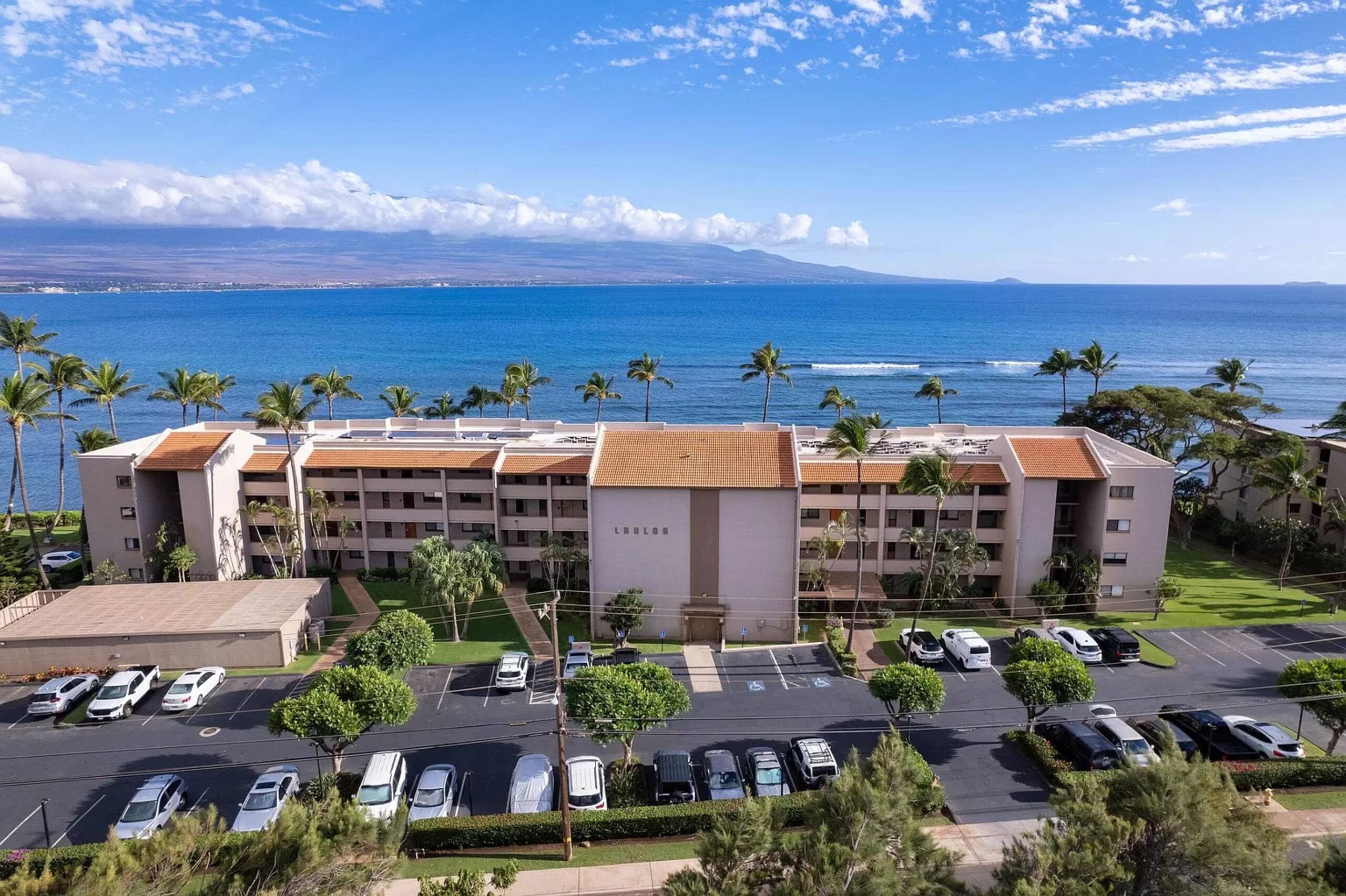 Condo in Wailuku · ★4.96 · 2 bedrooms · 2 beds · 2 baths - Image 12
