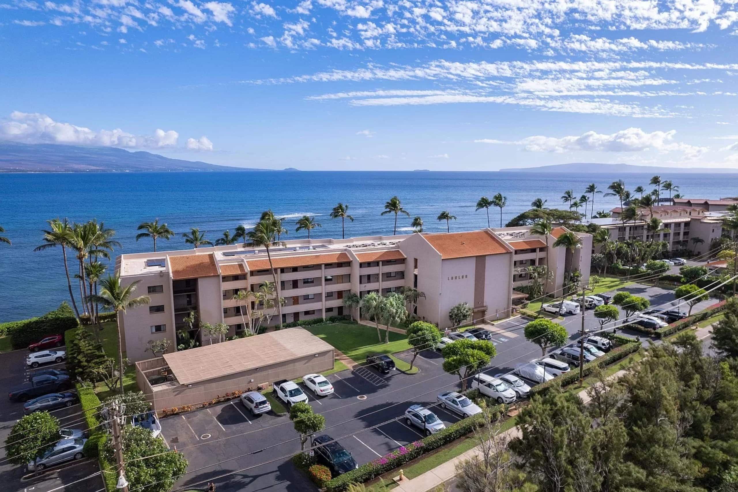 Condo in Wailuku · ★4.96 · 2 bedrooms · 2 beds · 2 baths - Image 7